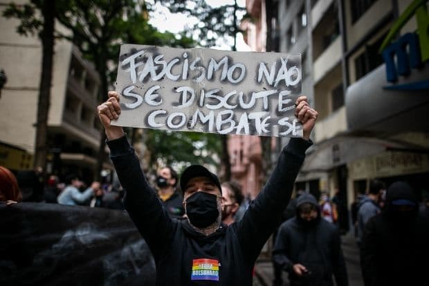 “Colocar medo é a cara do fascismo”, diz cuiabano exposto em dossiê atribuído a deputado bolsonarista