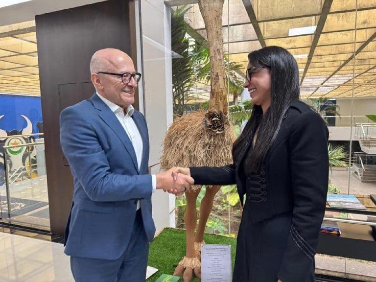 Oficiais questionam nomeação de sargento na Casa Militar; cabos e soldados saem em defesa de Adriana Rodrigues