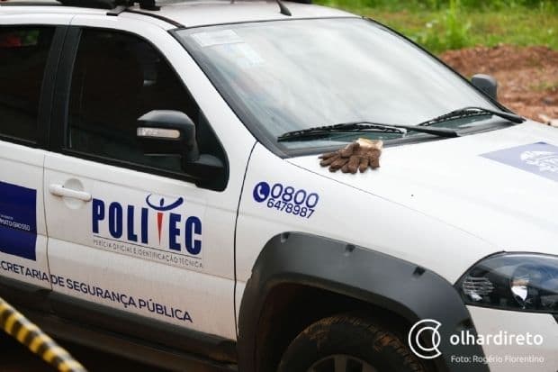 Homem é executado a tiros em frente a farmácia durante a noite