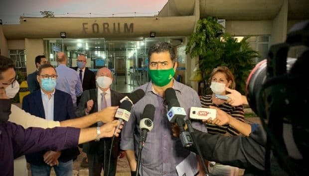 Cuiabá e Várzea Grande adiam para segunda-feira decisão sobre lockdown