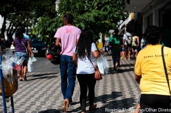 Contra quarentena, empresários dizem que dá para estagnar curva da Covid-19 e abrir comércio